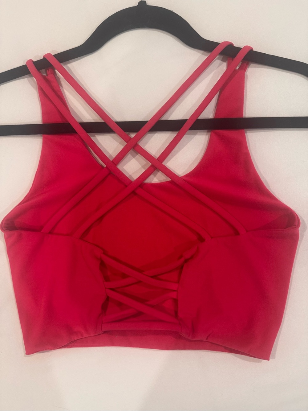 Wolven Crimson Strappy Sports Bra